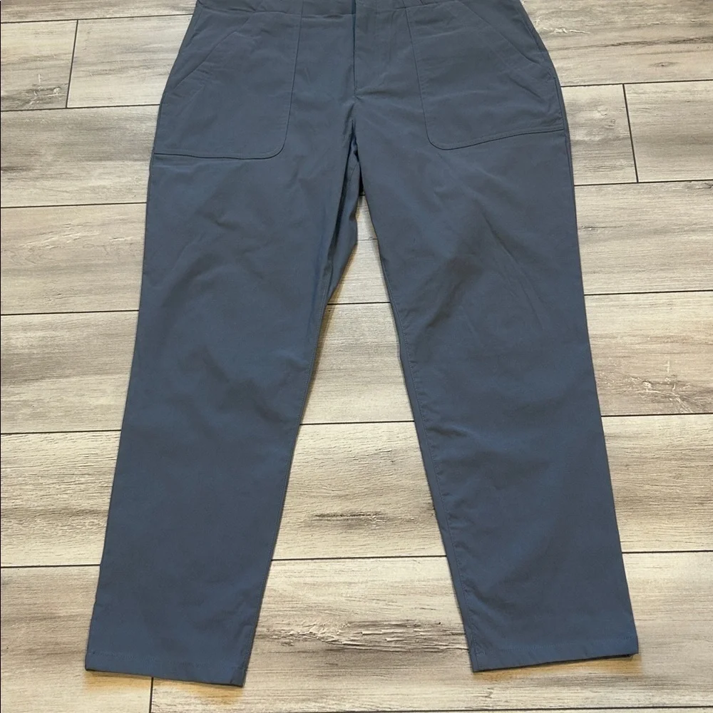 Eddie Bauer women's gray tech pants size 14